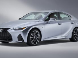 2021 Lexus IS