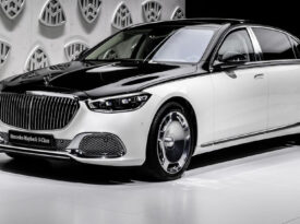 V12 Mercedes Maybach S-Class